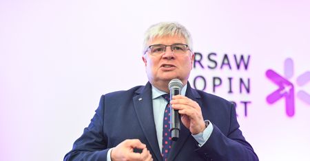 "Prace projektowe nad CPK nie zostały wstrzymane". Maciej Lasek zapewnia