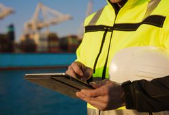 Szukają rąk do pracy. Zarobki do 13 tys. zł miesięcznie