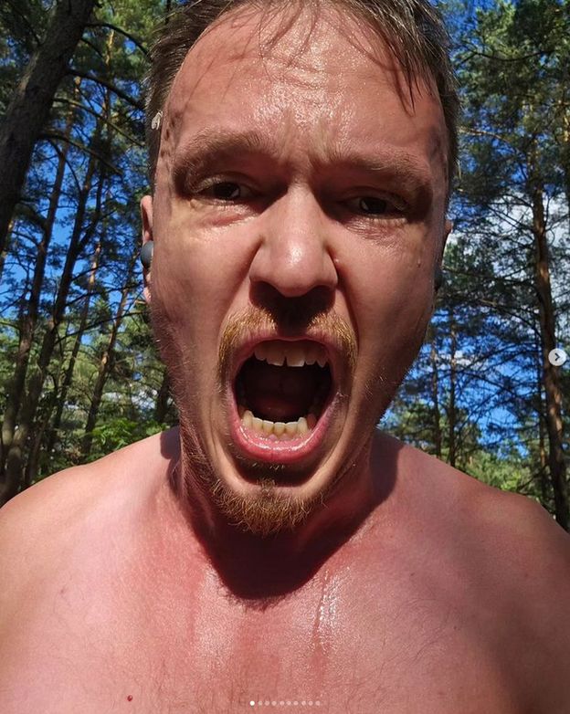 Poważne oskarżenia pod adresem Krzysztofa Gonciarza. W tle narkotyki i kontakty z młodymi kobietami. "Czekał z kartką "pojemnik na spermę""