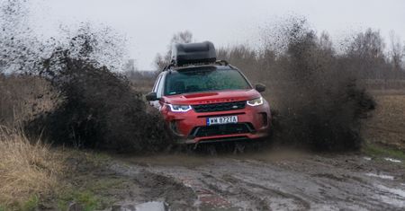 Jaguar Land Rover spowalnia rozwój elektryków. Zaskoczył ich popyt na inne jednostki
