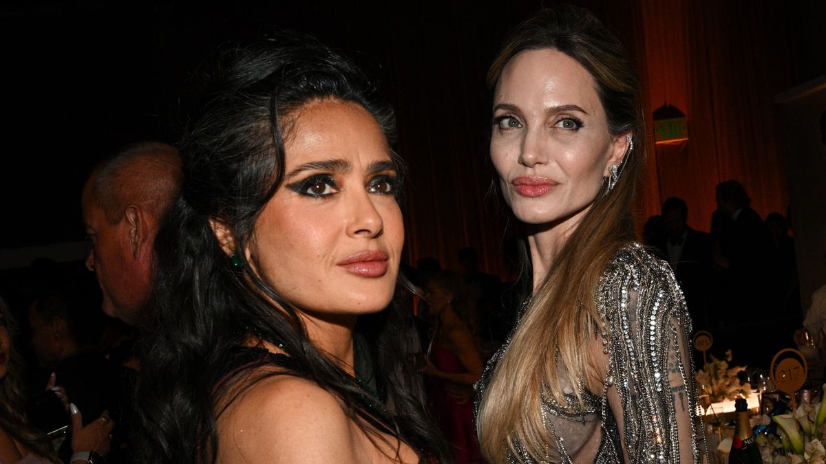 82nd Annual Golden Globes - ShowSalma Hayek, Angelina Jolie, Zahara Jolie during the 82nd Annual Golden Globes held at The Beverly Hilton on January 05, 2025 in Beverly Hills, California. (Photo by Michael Buckner/GG2025/Penske Media via Getty Images)Michael Buckner/GG2025