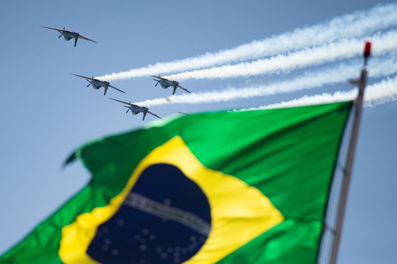 BRASILIA, BRAZIL - SEPTEMBER 07: Brazilian Air Force planes fly in formation during the flag ceremony on Independence Day in the midst the coronavirus (COVID-19) pandemic at the Alvorada Palace on September 07, 2020 in Brasilia. Brazil has more than 4.137,000 confirmed positive cases of coronavirus and more than 126,650 deaths. (Photo by Andressa Anholete/Getty Images)