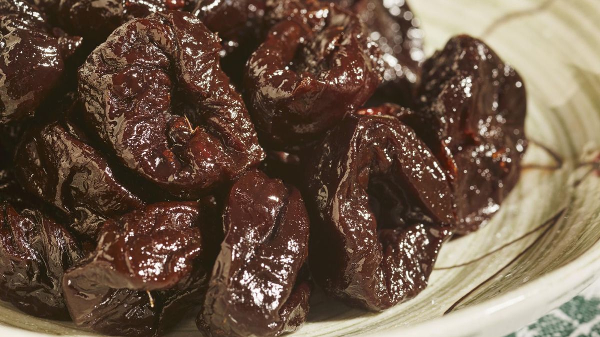 Najlepsza pora na jedzenie suszonych śliwek. Przyniosą więcej korzyści