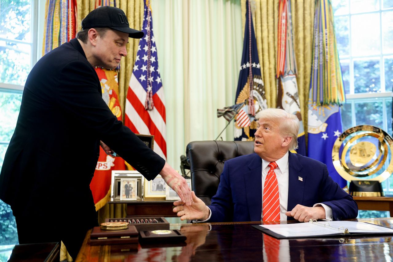 The White House scheduled Trump and Musk's call on Friday after a dispute
