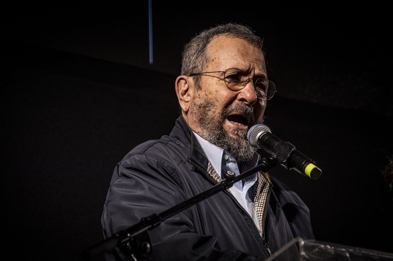 Israel's democracy at risk: Barak urges non-violent resistance