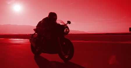 Triumph zapowiedział model Speed Triple 1200 RR. Jest data premiery