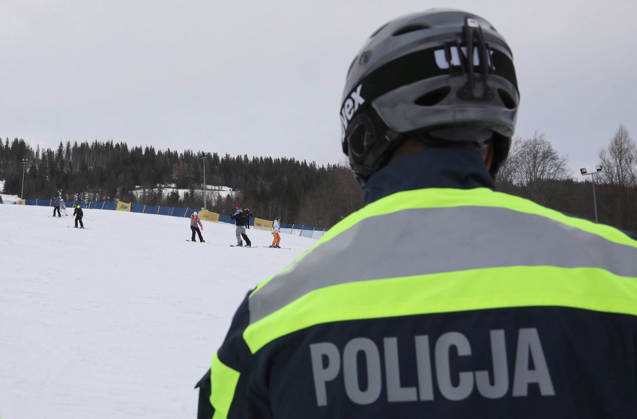Zakopane. Koszmarny wypadek na stoku. Chłopiec wypadł z trasy. "Przebił ogrodzenie"
