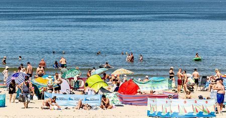 Metoda znana z dróg. W Jantarze wprowadzili na plaży