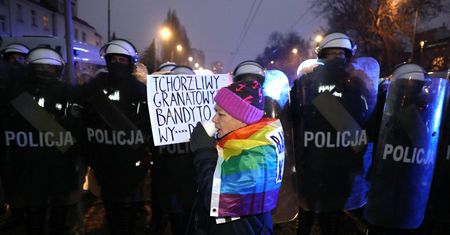 Babcia Kasia. Najpopularniejsza seniorka wśród protestujących