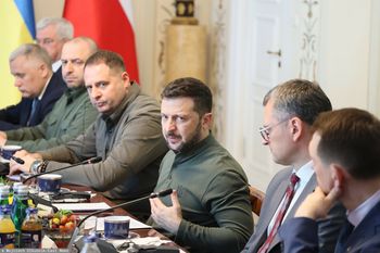 Ukraina siada do stołu z Rosją. Ruszyły rozmowy o wymianie 1200 jeńców