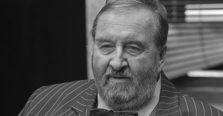 Krzysztof Kowalewski nie żałował głośnego rozstania. Ożenił się z dużo młodszą kobietą