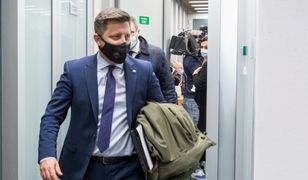 Szczepienia. Michał Dworczyk o kolejnym kroku milowym w szczepieniach