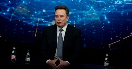 Musk ogłasza fuzję. Sztuczna inteligencja w kosmosie
