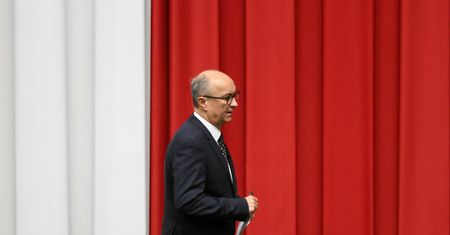To koniec serialu o Czarzastym? Koalicjanci nie są zachwyceni poczynaniami lidera Lewicy
