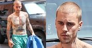 Posępny Justin Bieber świeci nagim torsem w drodze do przychodni