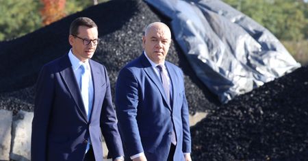 Wspierali OZE, nie chcieli wyjścia z ETS. Wszystko zmienił Czarnek