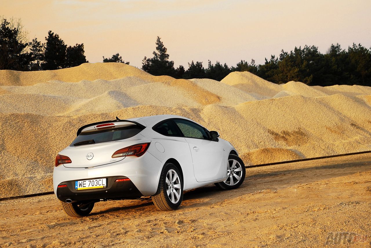 Opel Astra GTC