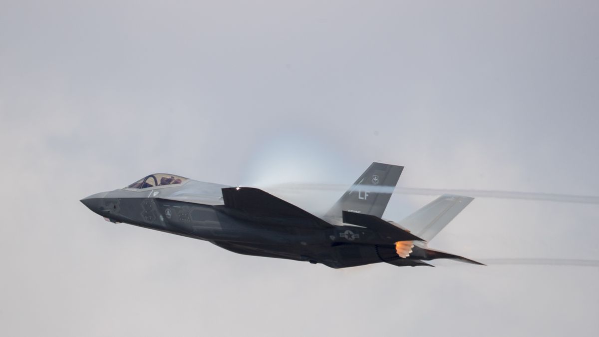 Amerykanie uziemili swoje nanjoczesniejsze myśliwce F-35 