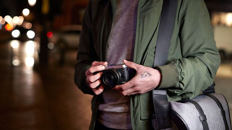 Canon EOS M6 - prostsza wersja flagowego bezlusterkowca 1