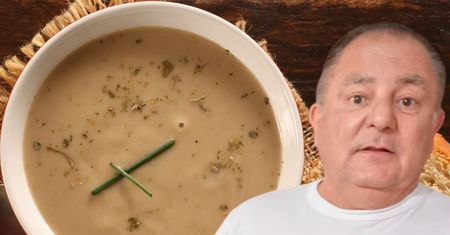 Sekretny przepis Makłowicza. Jeden składnik zmienia smak grzybowej