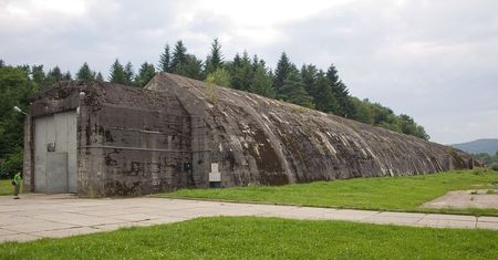 Tunel w Stępinie. Tajna kwatera Hitlera w Polsce