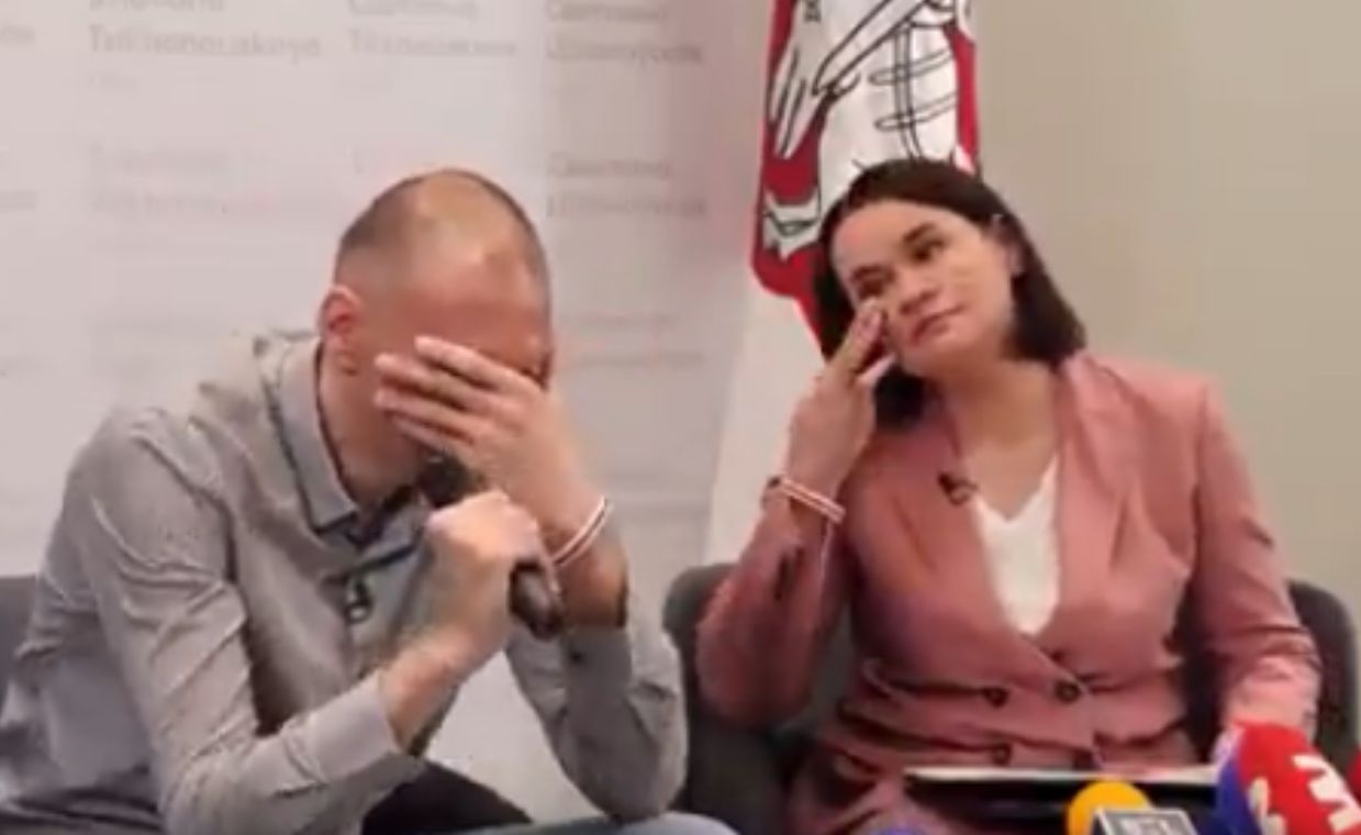 Siarhiej Cichanouski na wolności. Jedno pytanie doprowadziło go do łez