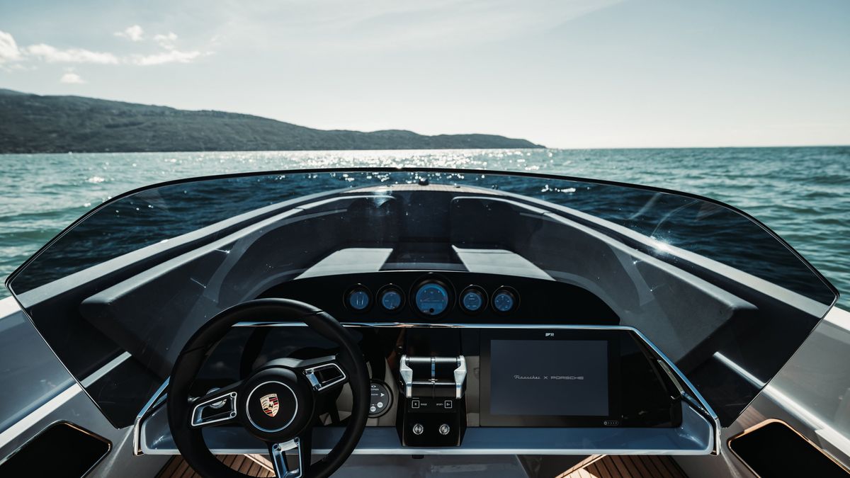 Frauscher x Porsche 850 Fantom Air