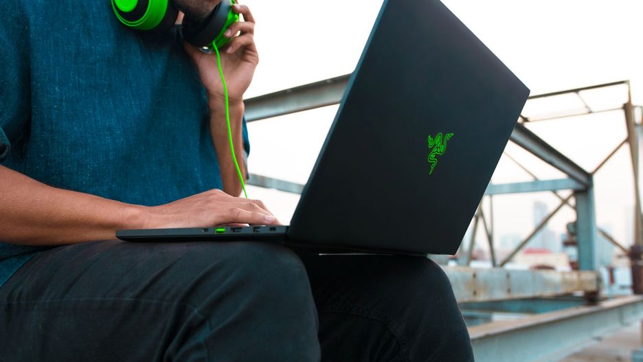 Nowy laptop od Razera