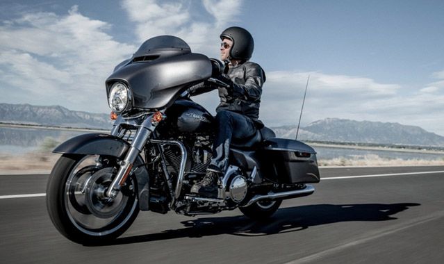 Harley-Davidson na wyprawie "Discover More"