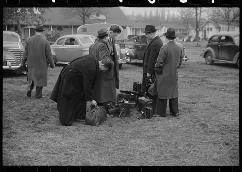 Zdjęcia w domenie publicznej zaczerpnięte z serwisu  Photogrammar.