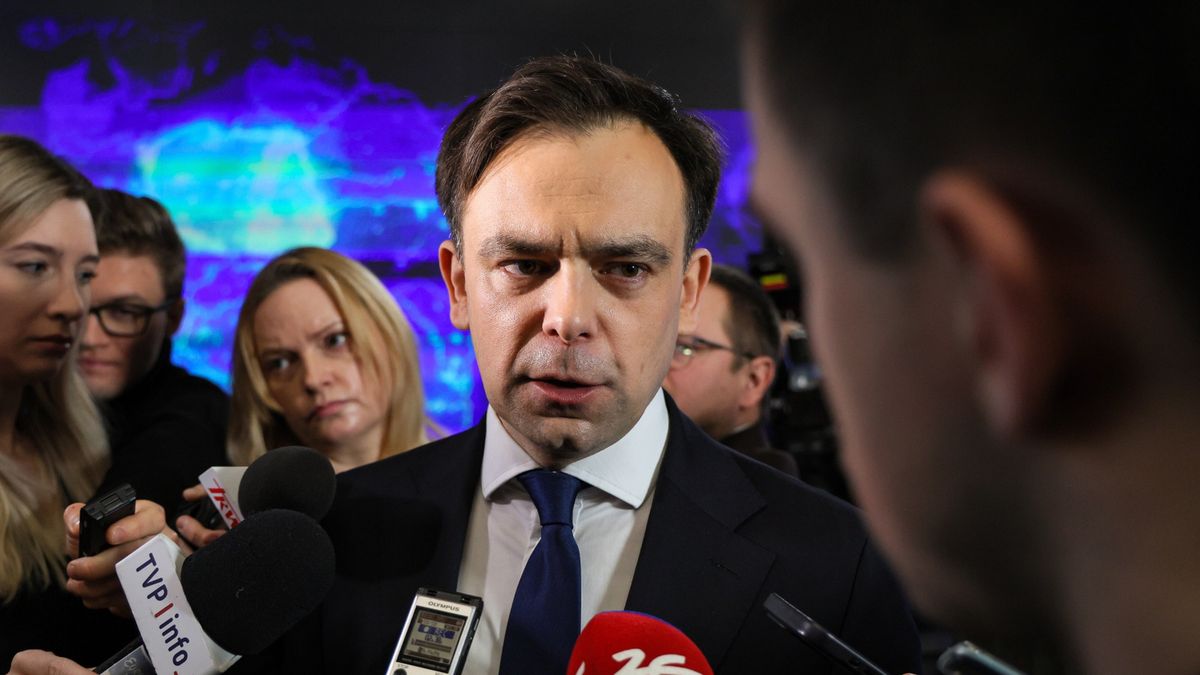 Andrzej Doma�ski
Pawe� Supernak
GPW, polityk, polityka, wydarzenie