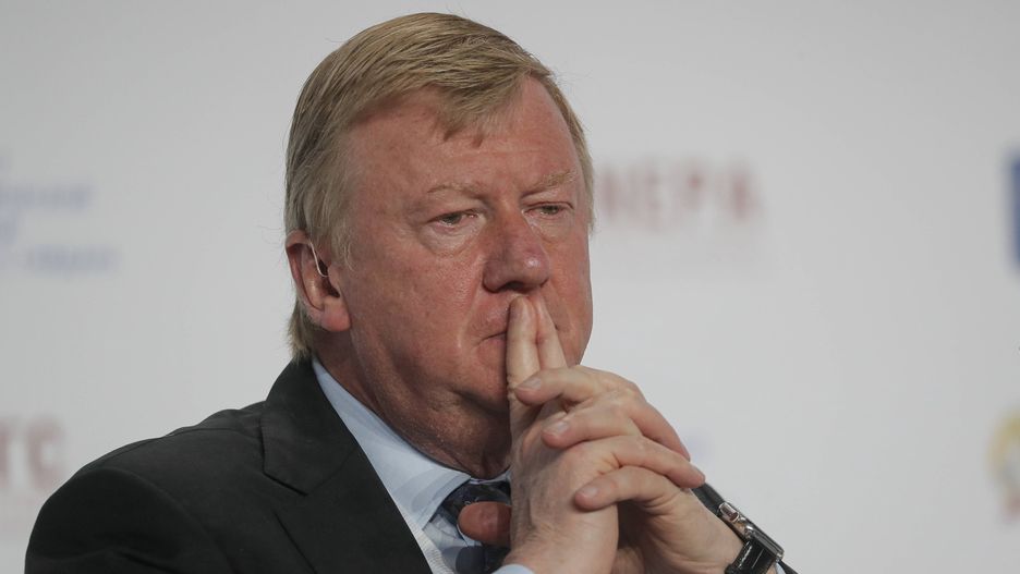 The Gaidar Economic Forum in Moscow
epa08133178 Rusnano Executive Board Chairman Anatoly Chubais attends a discussion during the Gaidar Economic Forum in Moscow, Russia, 16 January 2020. The forum runs from 15 January through to 16 January 2020.  EPA/SERGEI ILNITSKY 
Dostawca: PAP/EPA.
SERGEI ILNITSKY