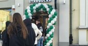 Otwarcie Starbucksa w Lublinie. W kolejce do lokalu ustawiło się kilkaset osób