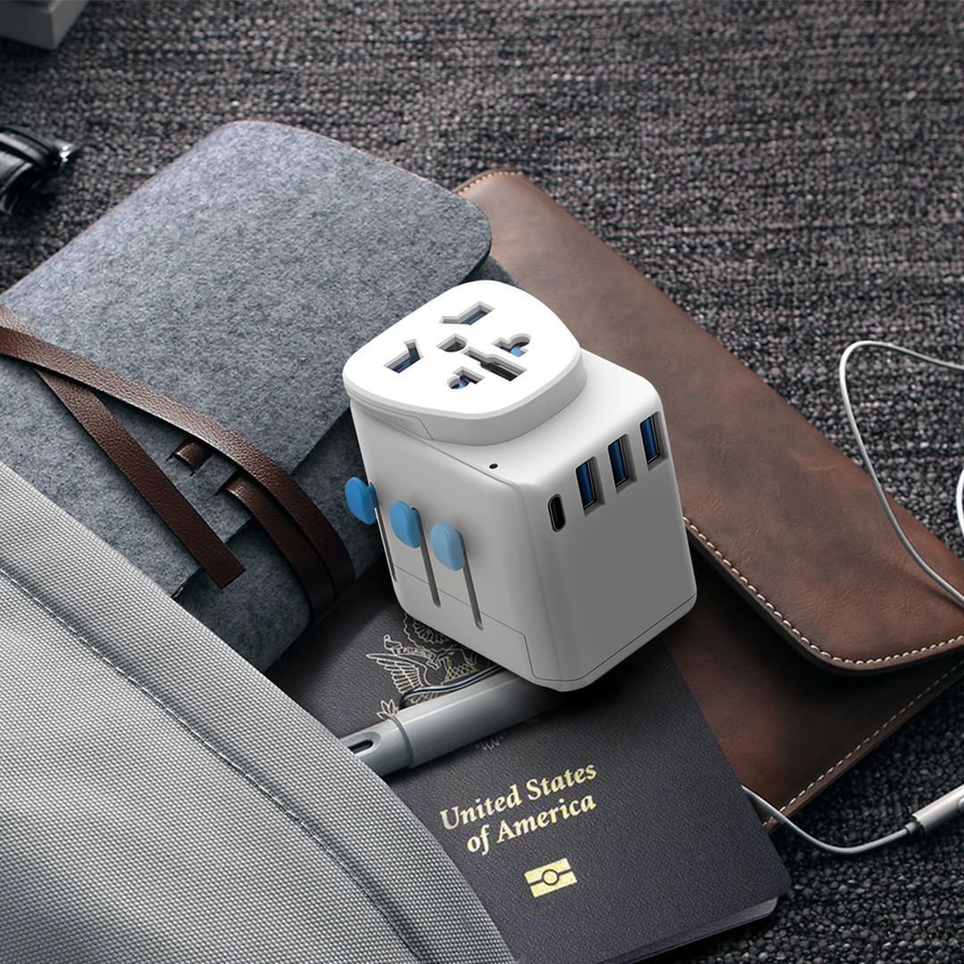 Wtyczka nie pasuje do gniazdka? Z ładowarką Zendure Passport Pro podłączysz się do prądu w 200 krajach 1