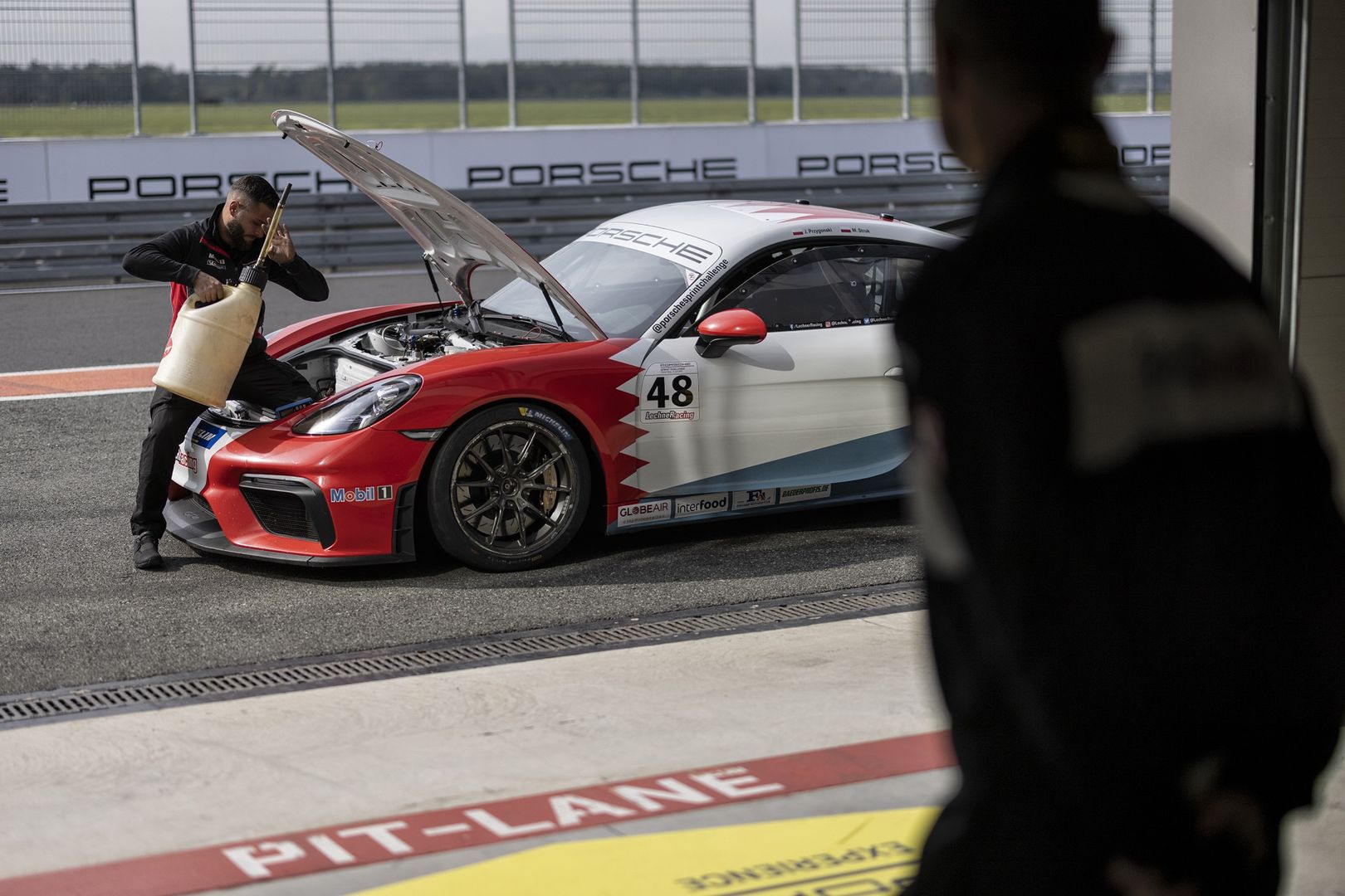 Porsche 718 Cayman GT4 Clubsport (2022)