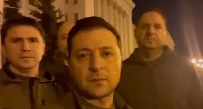 Ukraina już wygrała z Rosją w mediach, świetna komunikacja Zełenskiego