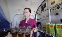 Chińskie linie lotnicze: stewardesy z nadwagą nie wejdą na pokład