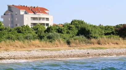 Właściciele willi w tarapatach. Ich domy może pochłonąć ocean