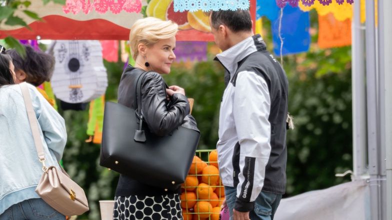 Monika Zamachowska na straganie z Konradem Wojterkowskim