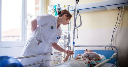 Francja zmienia prawo ws. eutanazji. Przełom w przepisach