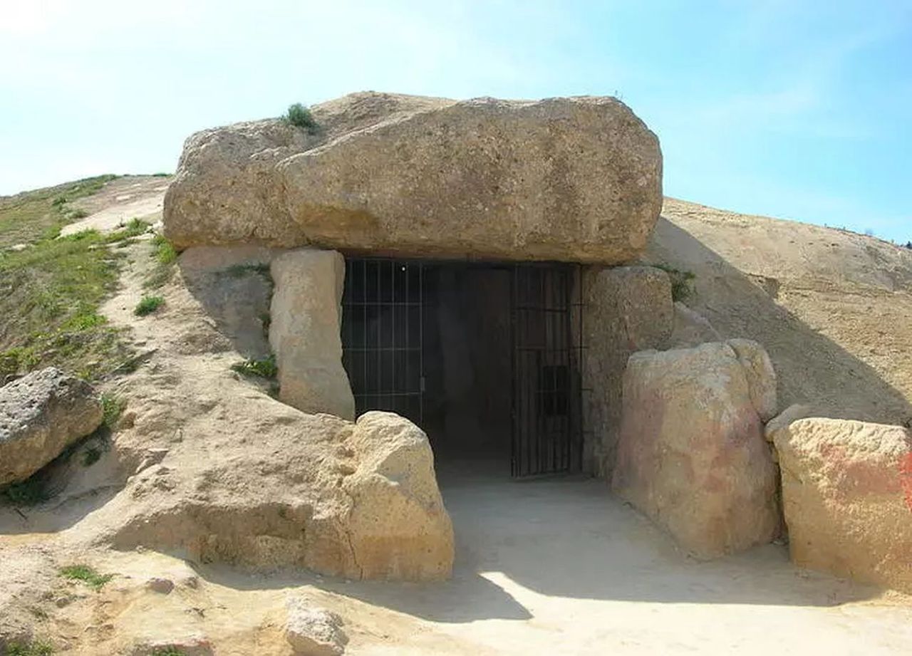 Dolmen de Menga