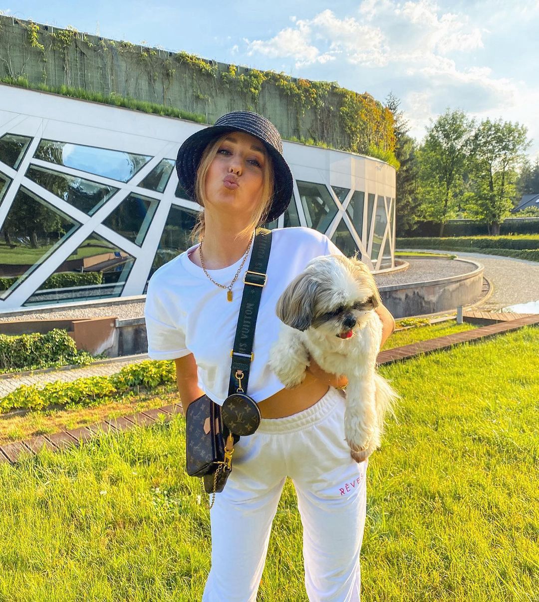 Izabella Krzan zaskoczyła nietypową stylizacją. Fani nie są przekonani... 