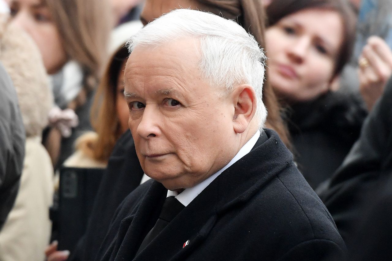 Grafolog przyjrzała się pismu Jarosława Kaczyńskiego