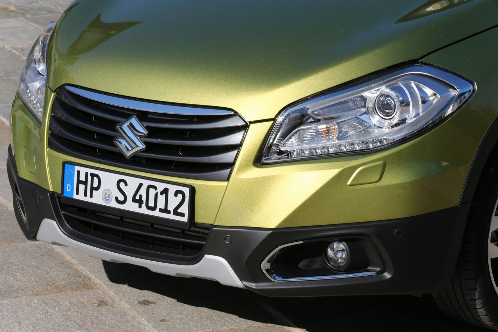 Nowe Suzuki SX4 - japoński crossover w szczegółach [galeria] 39