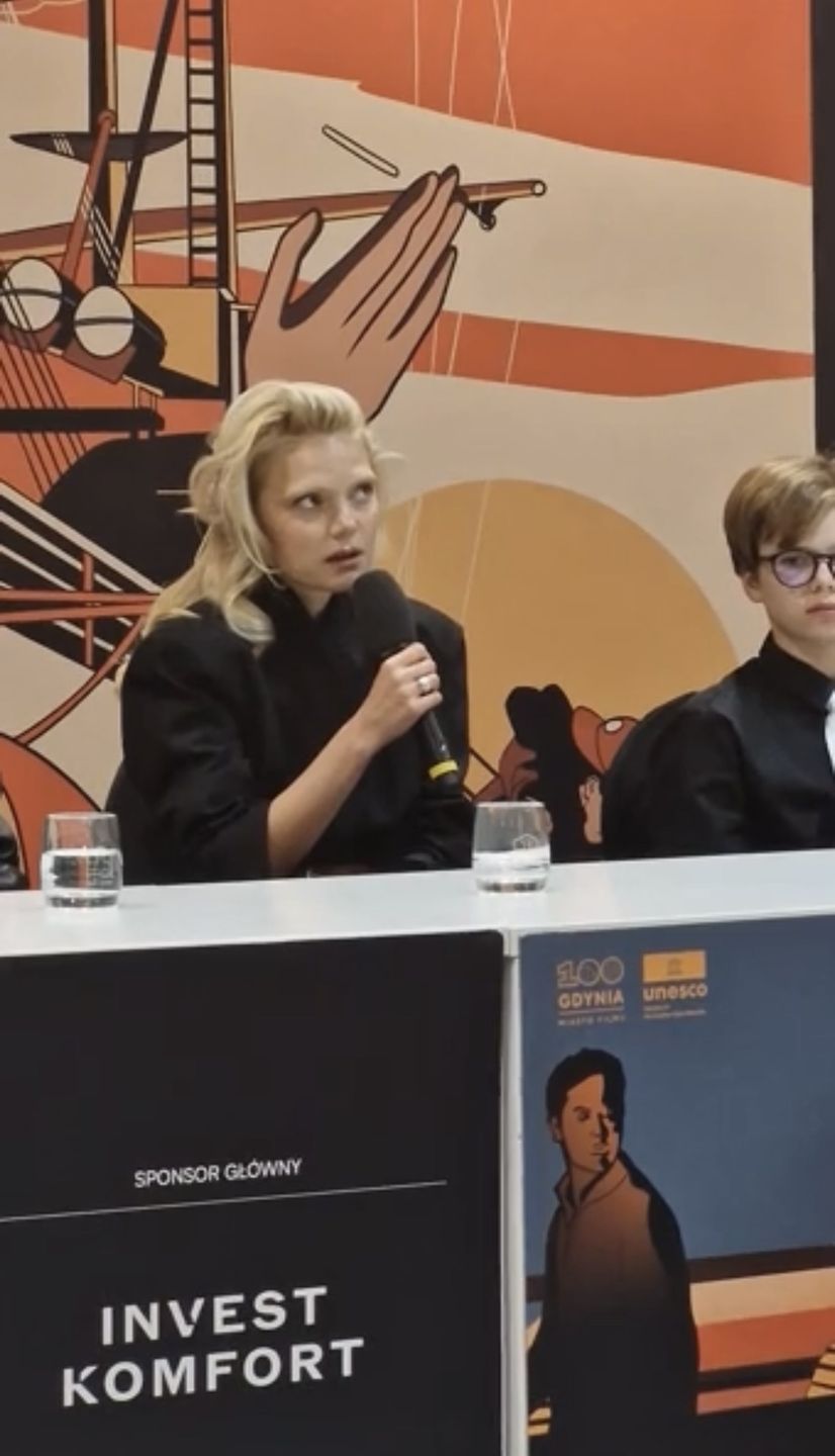 Sandra Drzymalska podczas konferencji prasowej 