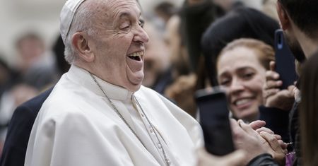 Liczyli na słodycze, a dostali... Papież Franciszek zaskoczył wszystkich!