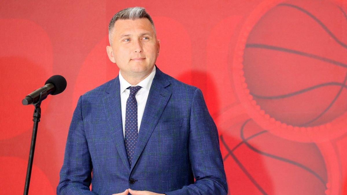 Orlen o wsp�?pracy z Polskim Zwi?zkiem Koszyk�wki
Fot. Piotr Molecki/East News, Warszawa, 12.06.2023. Konferencja prasowa PKN Orlen nt. wspolpracy z Polskim Zwiazkiem Koszykowki. 
N/z: prezes PZK Radoslaw Piesiewicz
Piotr Molecki