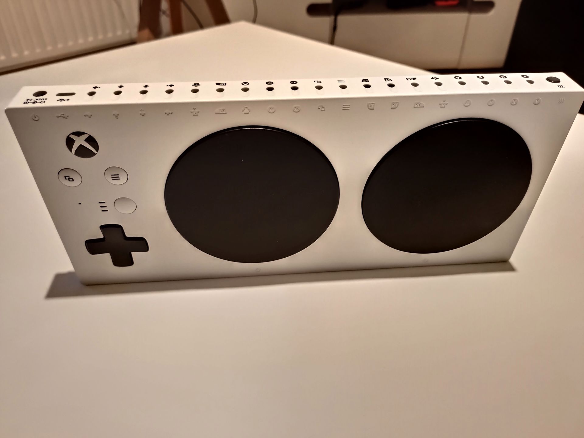Xbox Adaptive Controller: sprawdziłem kontroler, który łamie bariery 6