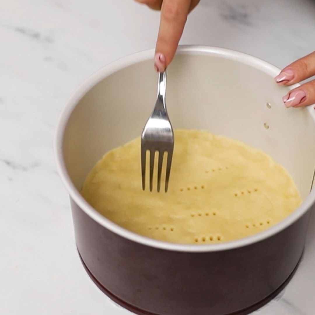 Pierce the bottom additionally with a fork.