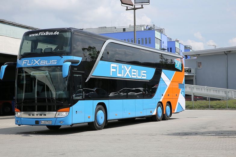 FlixBus Polska wznowi operacje od 28 maja, na początek 6 linii. 